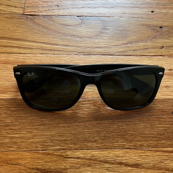 Ray-Ban New Wayfarer - Picture 2 of 4